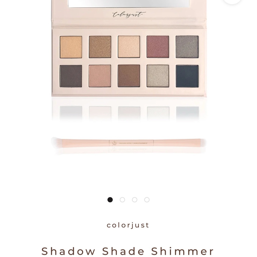 Eyeshadow Palette & Makeup Brush Set - Perfect Gift, Trade-War Friendly